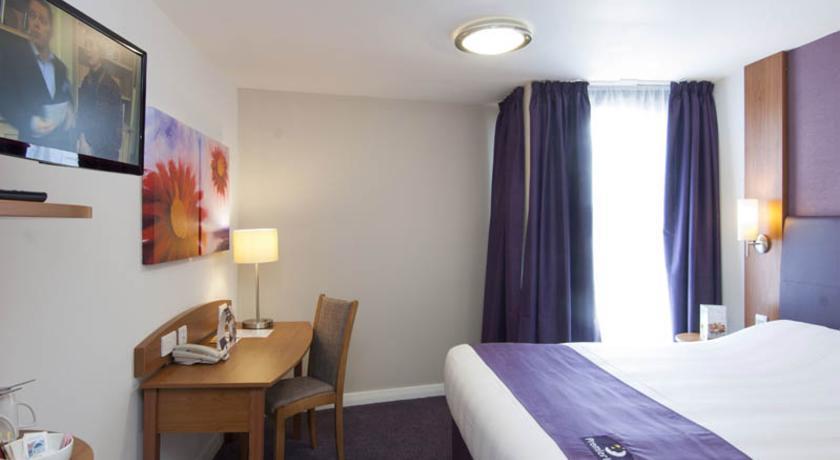 Premier Inn Chester Central - North Bilik gambar