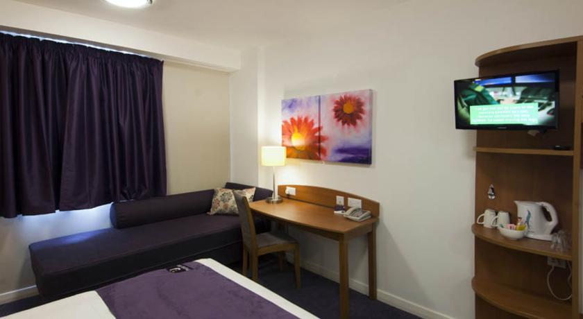Premier Inn Chester Central - North Bilik gambar