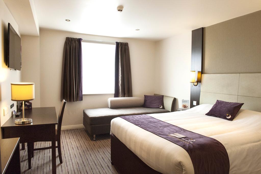 Premier Inn Chester Central - North Luaran gambar