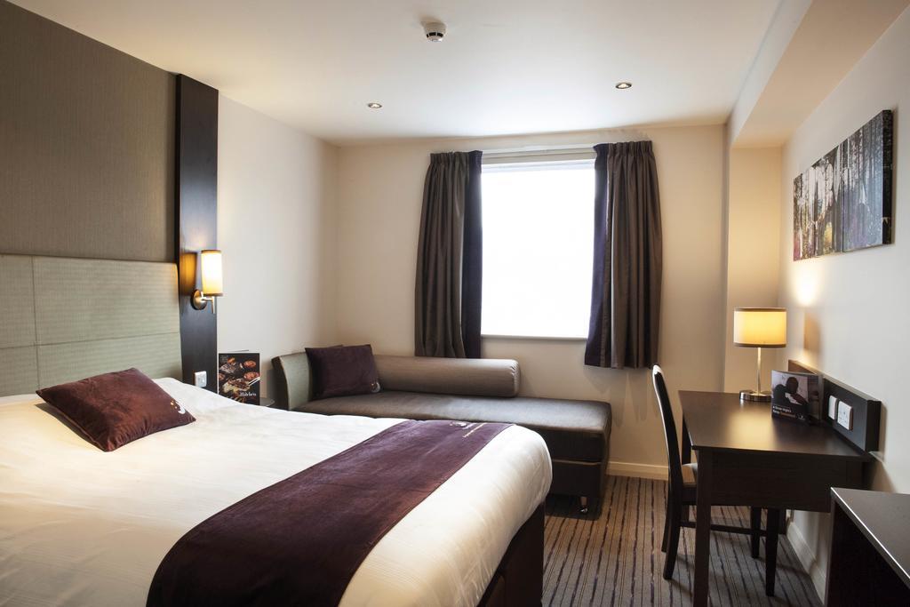 Premier Inn Chester Central - North Luaran gambar